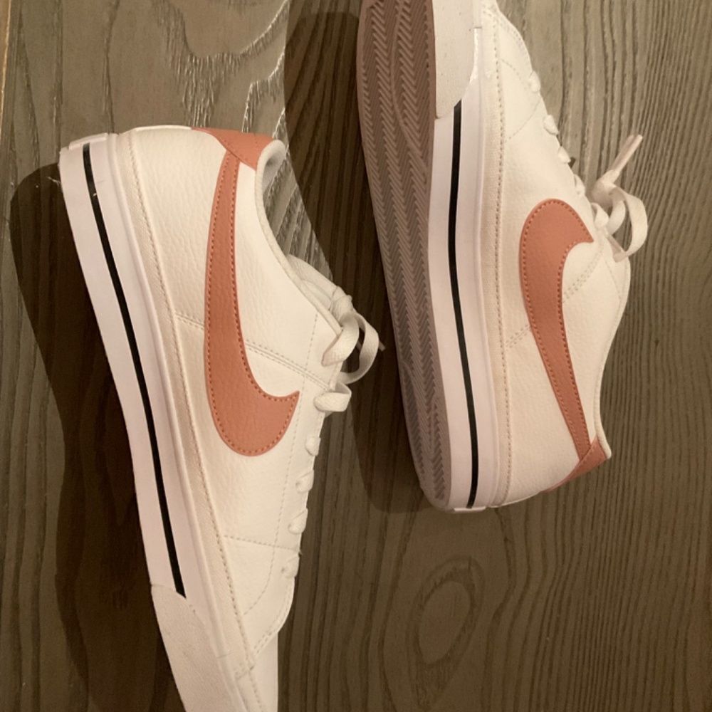 NEW Nike Court Legacy Shoes, size 10 RARE - Picture 2 of 12
